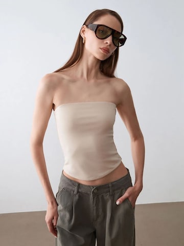 Dilvin Blusen in Beige: Vorderseite