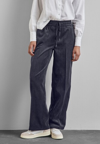 STREET ONE Regular Pants in Blue: front