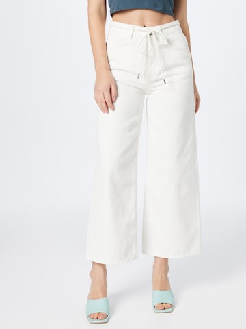Wide leg Pantaloni 'ERICA' di recolution in bianco: frontale