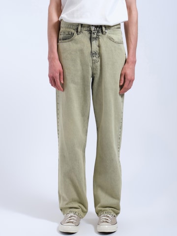 Dr. Denim Loose fit Jeans 'Omar' in Yellow: front
