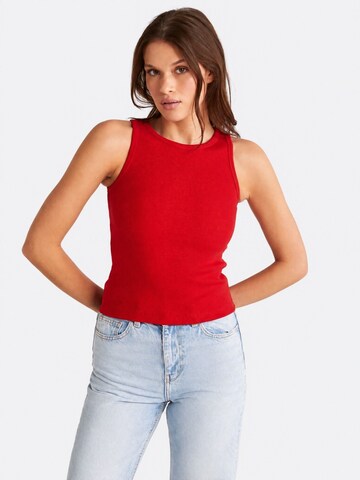 Haut Ethiquet en rouge
