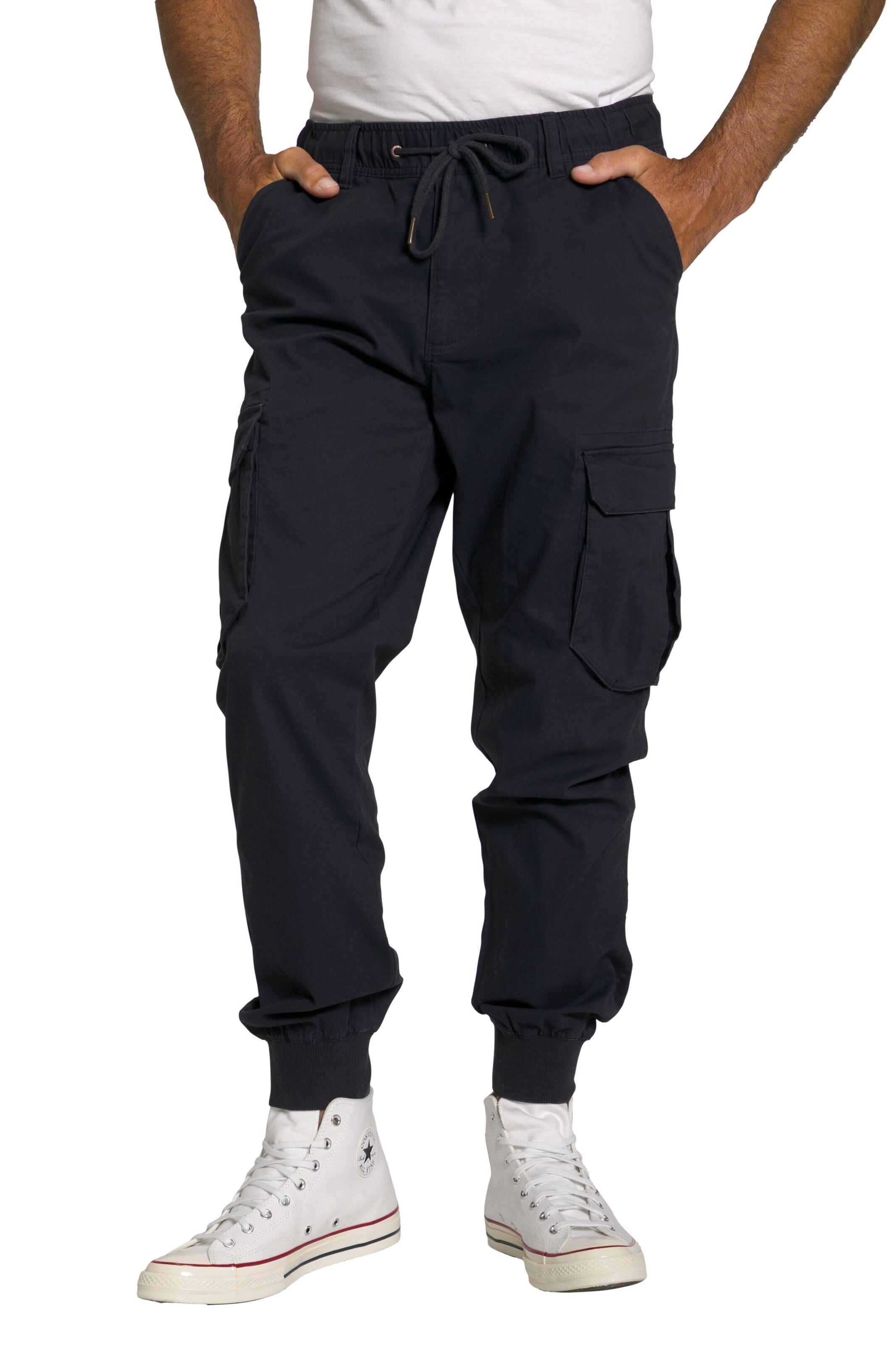 JP1880 Tapered Cargobroek in Zwart: voorkant