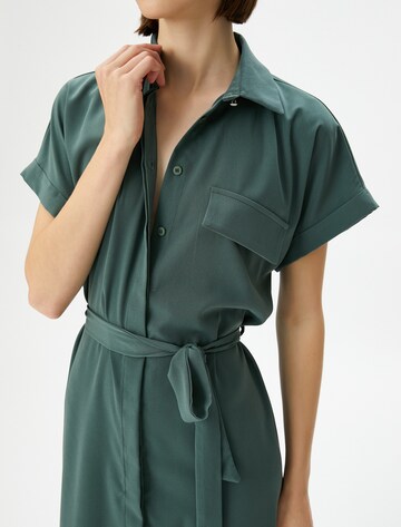 Koton Kleid in Grün