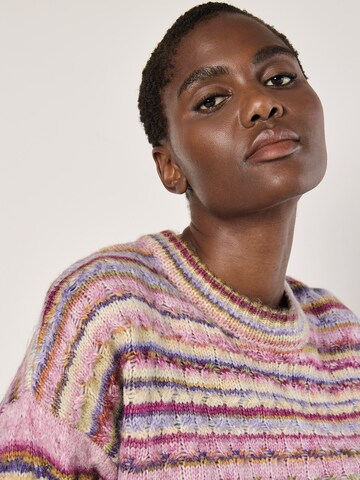 Apricot Sweater ' ' in Pink