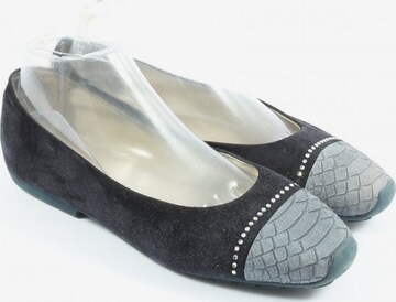 MANIA Flats & Loafers in 39,5 in Black: front