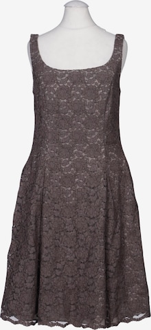 Young Couture by BARBARA SCHWARZER Kleid S in Braun: Vorderseite