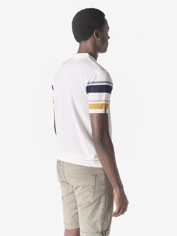 KOROSHI Футболка в Белый