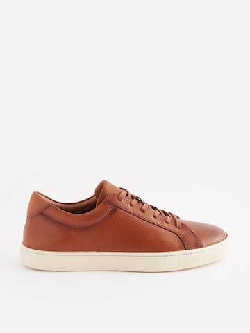 Sneaker bassa di Next in marrone