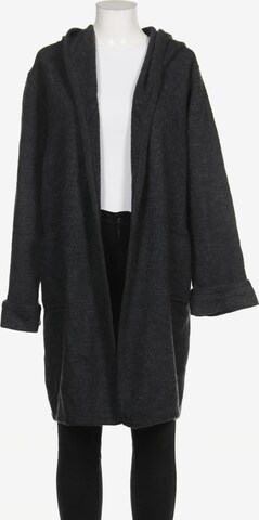 Turnover Sweater & Cardigan in M in Black: front