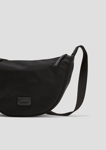 s.Oliver Shoulder Bag in Black