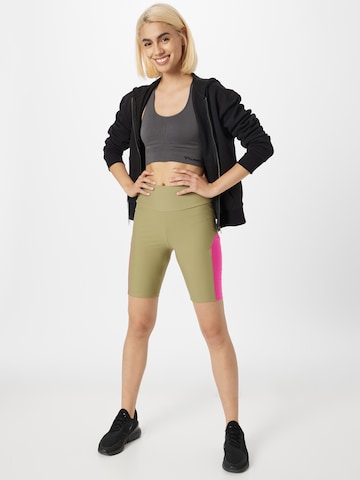 Urban Classics Skinny Leggings in Green