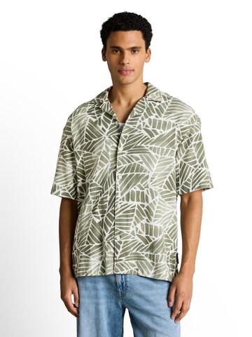 TOM TAILOR DENIM - Ajuste confortable Camisa en verde: frente