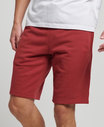 Superdry Regular Broek in Rood: voorkant