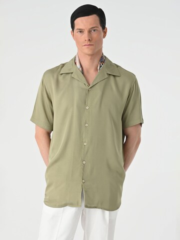 Antioch - Ajuste regular Camisa en verde