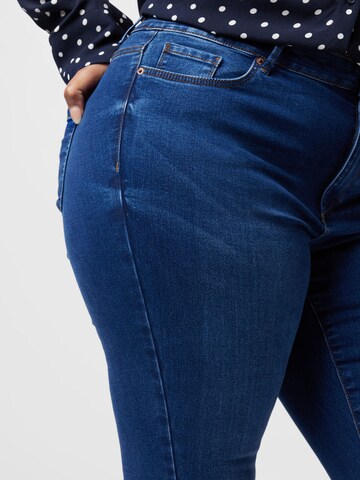 Skinny Jeans 'Phia' de la Vero Moda Curve pe albastru