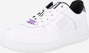 Tommy Jeans Sneakers in White: front