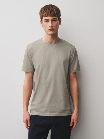 Next T-shirt i beige: framsida