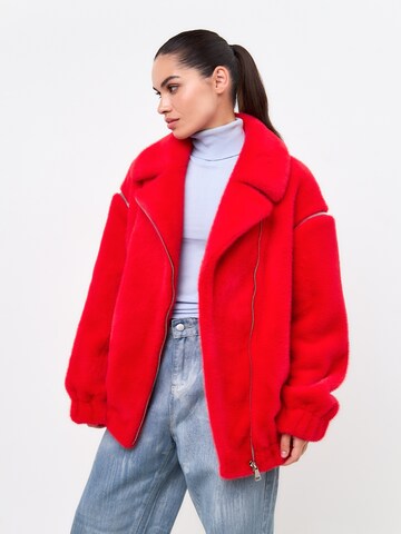 CESARE GASPARI Winter coat in Red