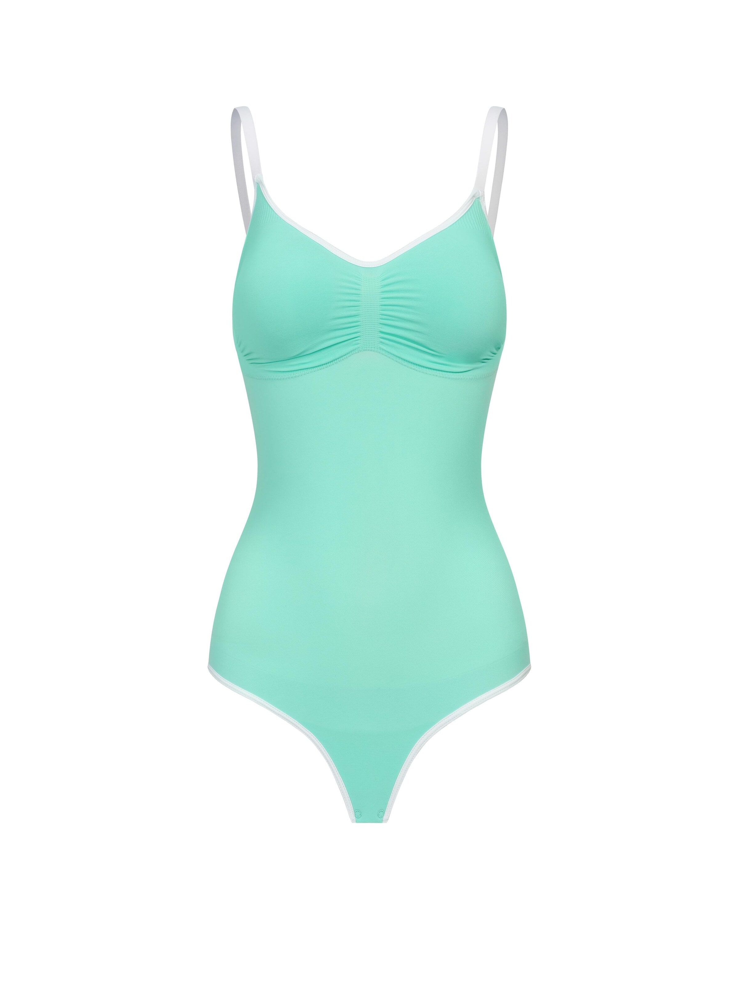 cfab (formerly creamy fabrics) Shapingbody i grön: framsida