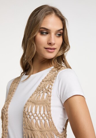 IZIA - Chaleco en beige