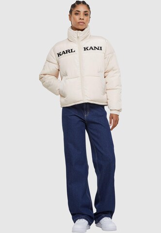 Veste mi-saison 'Essential' Karl Kani en beige