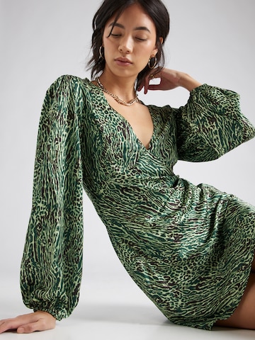 Robe GLAMOROUS en vert