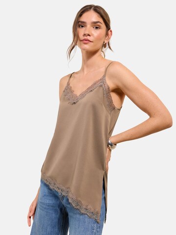 Friends Like These Топ в Коричневый: спереди