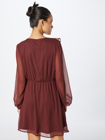 Robe 'Rachel' ABOUT YOU en rouge