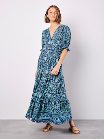 Robe 'Sarasa' Apricot en bleu : devant
