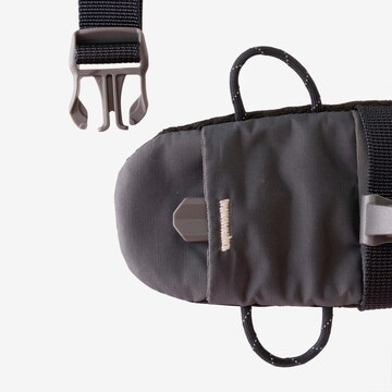 NATHAN Accessories 'RUN SLING 6L' in Grey