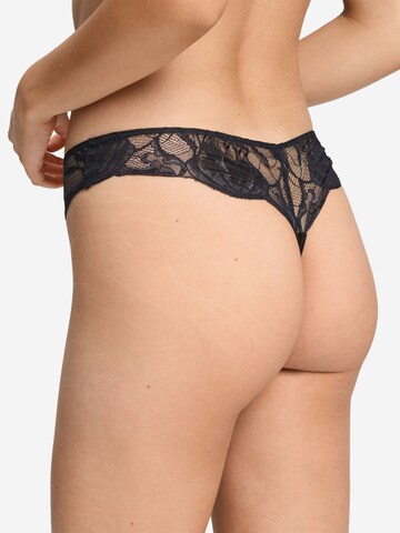 Hanro String ' Lysia ' in Zwart