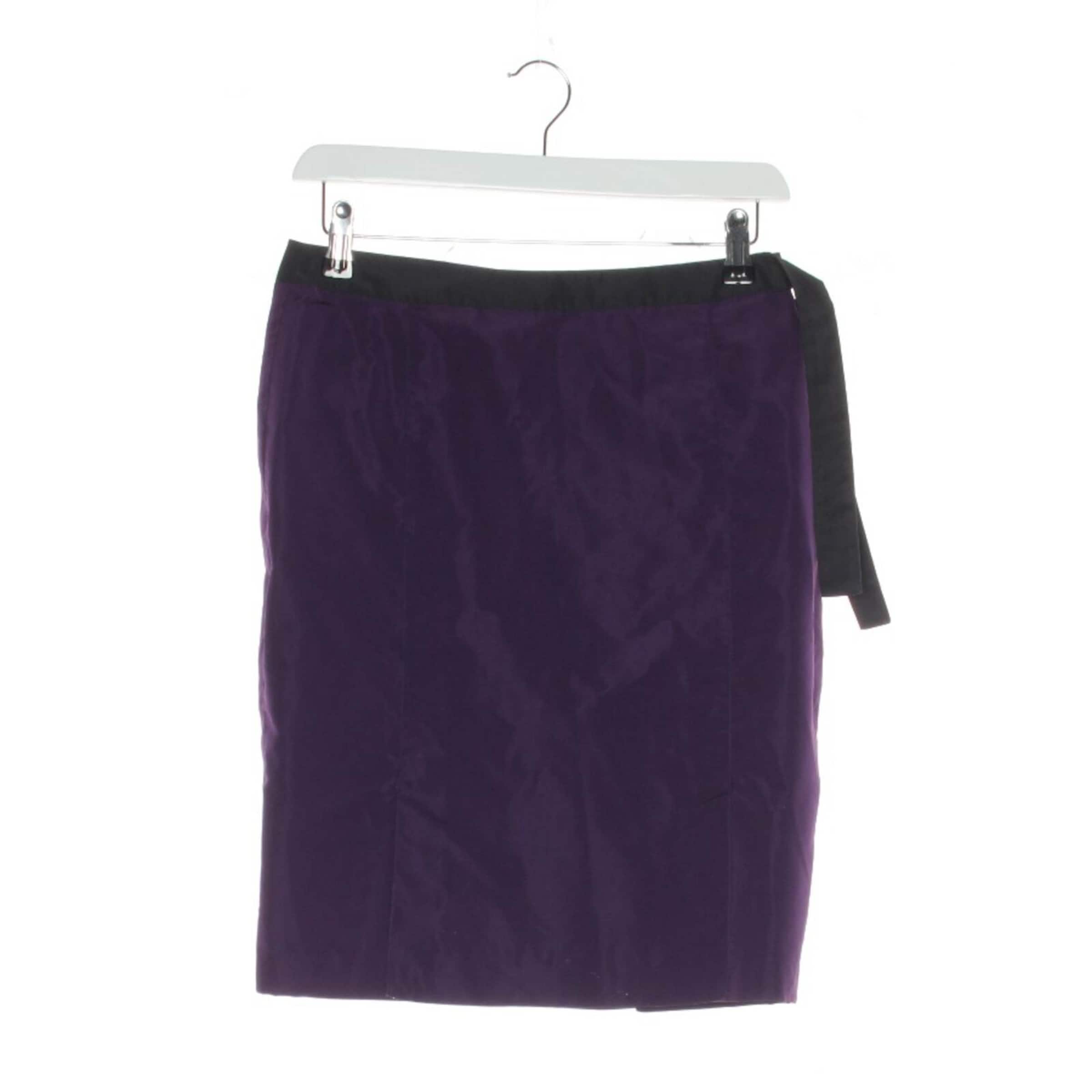 Miu Miu Skirt in XS in Purple: front