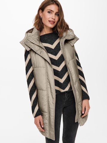 Gilet 'Demy' di ONLY in beige