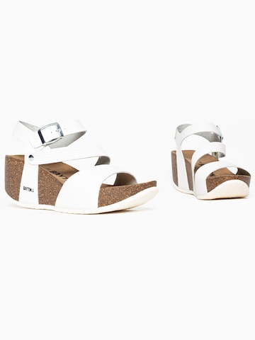 Bayton Strap sandal in White