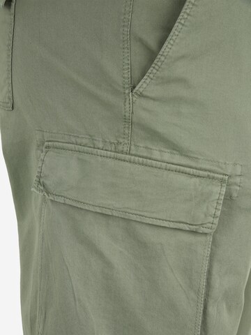 Regular Pantalon cargo s.Oliver en vert