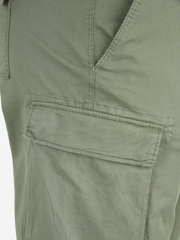 s.Oliver Regular Карго панталон в зелено