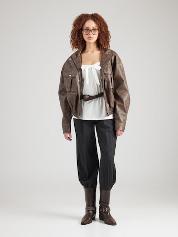 T-shirt HOLLISTER en blanc