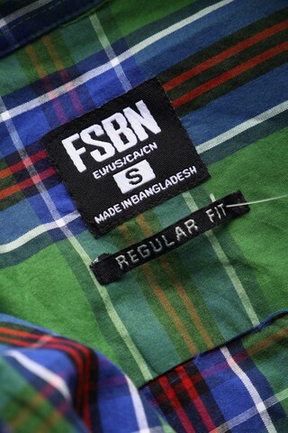 FSBN Button Up Shirt in S in Green