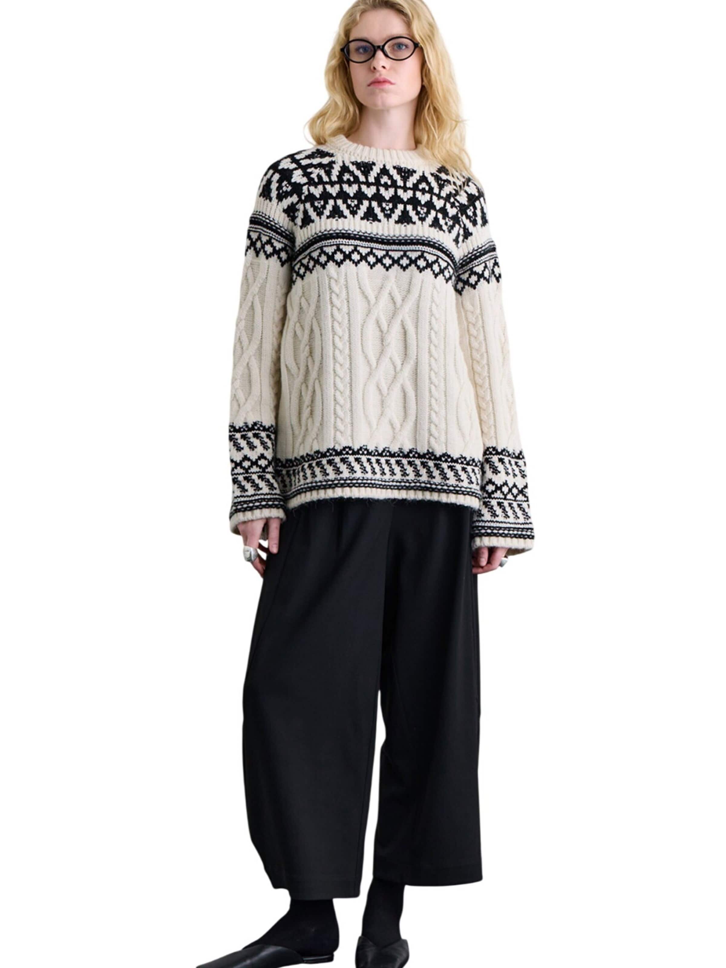 MANUKA Sweater in Beige: front