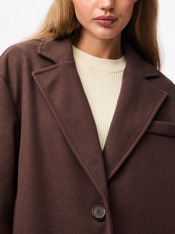 Cappotto di mezza stagione di PIECES in marrone