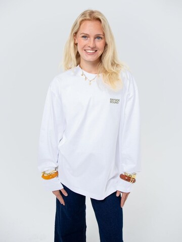 BAYSIDE BOUND Oversized shirt 'THE BAYSIDE UNISEX LONGSLEEVE' in White