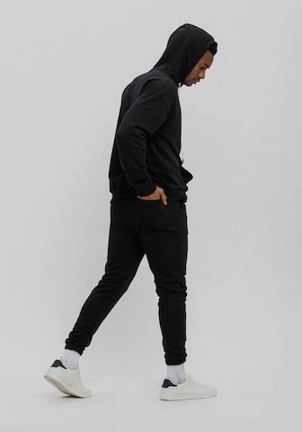 Tom Barron Tracksuit in Black