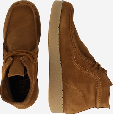 LEVI'S ® Chukka Boots in Brown