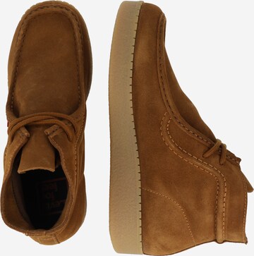 LEVI'S ® Chukka boots in Brown