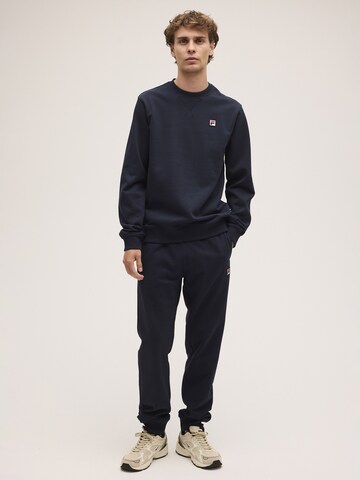 FILA - Sudadera 'BIELLA regular crewneck sweatshirt' en azul