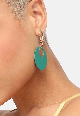 Boucles d'oreilles 'Frea' SOHI en vert : devant