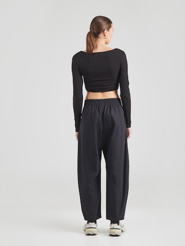 Nike Sportswear Loosefit Nadrág - fekete