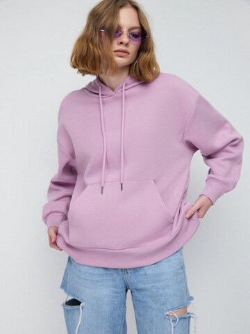 No Matter What Sweatshirt in Lila