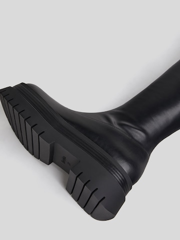 Bershka Škornji čez koleno | črna barva