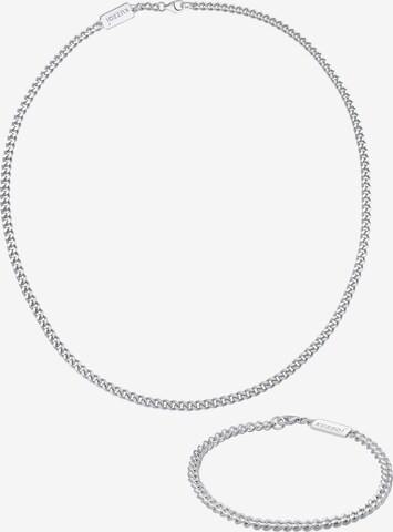 KUZZOI Sieraden set in Zilver: voorkant